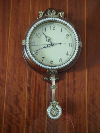 Reloj de pared péndulo decorativo
