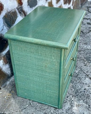 MESILLA DE MADERA Y RATAN