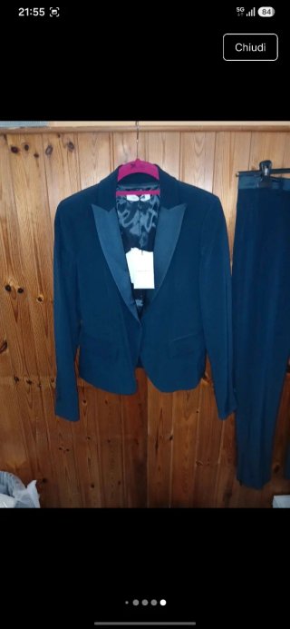 Stupenda giacca con pantalone  taglia 42 cioe' M