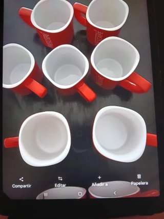 9 Tazas Nescafé Rojas