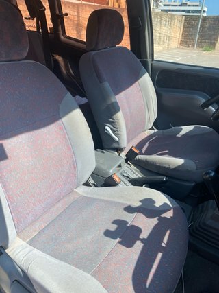 Nissan Terrano II 1995