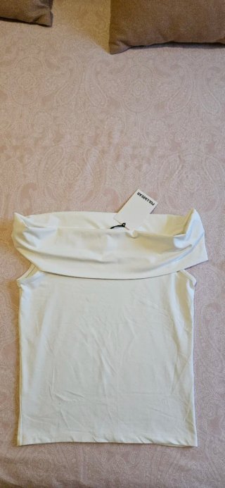 Top Pull&Bear Hombros Descubiertos Talla L