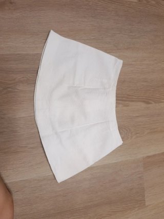 Falda blanca talla S