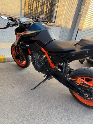 KTM Duke 890R 2023
