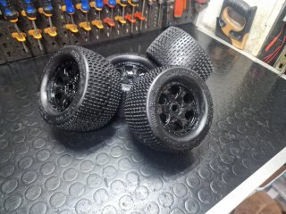 Set 4 gomme 1/8
