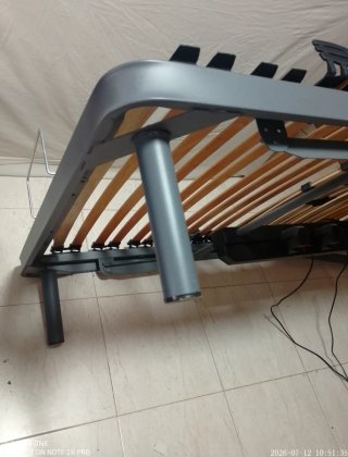 Cama articulada con mando