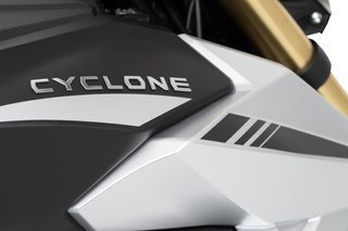 Moto Cyclone Battlo 125 Naked Roja - Negra