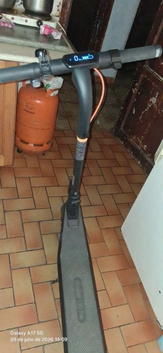 Patinete Eléctrico Ninebot E2 Pro tienes garantia