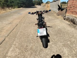 Rieju Supermotard Negra y Roja