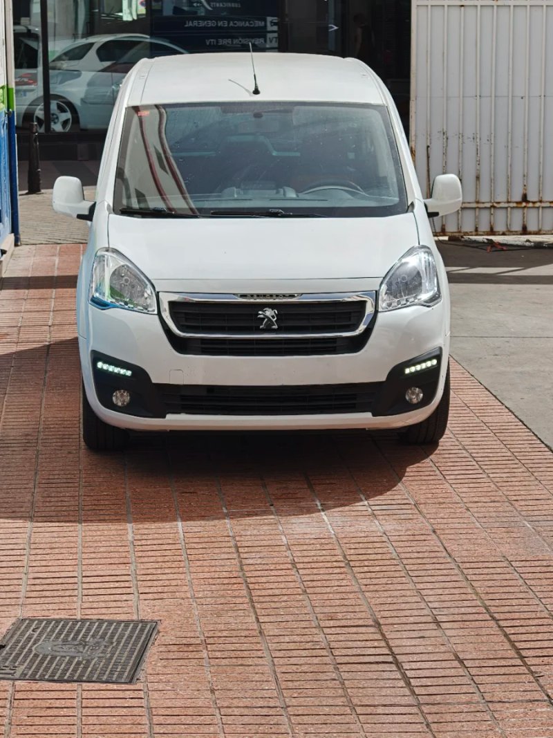 Peugeot Partner 2016 - foto 1