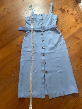 Vestito chemisier azzurro con bottoni