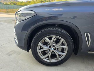 BMW X5 2021