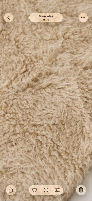 Alfombra Zara Home pelo largo beige