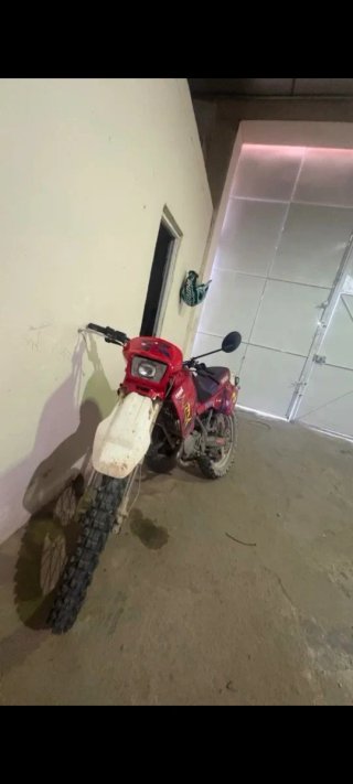 Derbi Senda R Roja y Blanca en buen estad