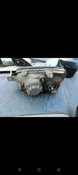 Faros Hyundai Santa Fe 2001-2006