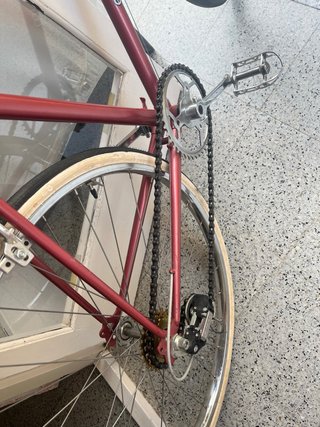 Bicicleta de carretera rosa