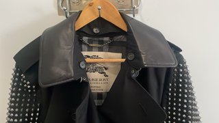 Trench Burberry Prorsum tachuelas cuero