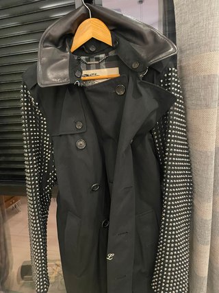 Trench Burberry Prorsum tachuelas cuero