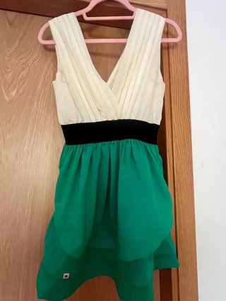 Vestido de fiesta beige y verde