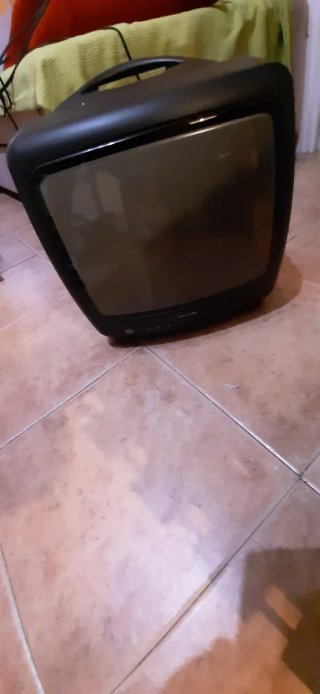 Monitor LG Plata