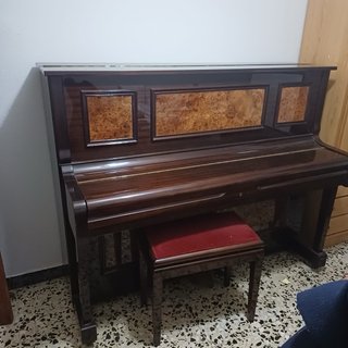 Piano Vertical Young Chang Marrón