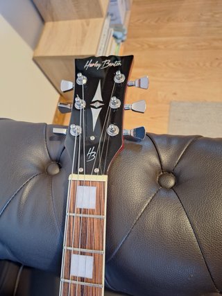 Guitarra Eléctrica Harley Benton + Ampli Fender