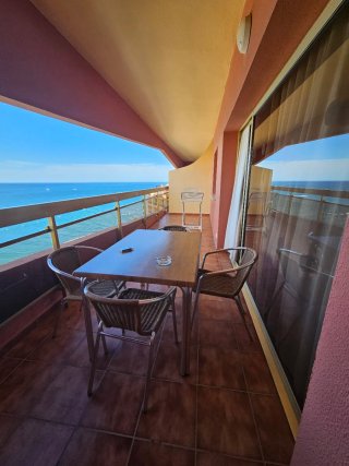 Apartamento en Benalmádena 1ª línea playa.