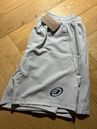 Camiseta y pantalón Bullpadel Talla L