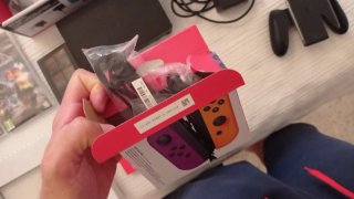 Nintendo Switch Morado y Amarillo