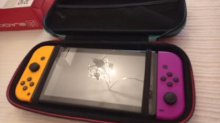 Nintendo Switch Morado y Amarillo