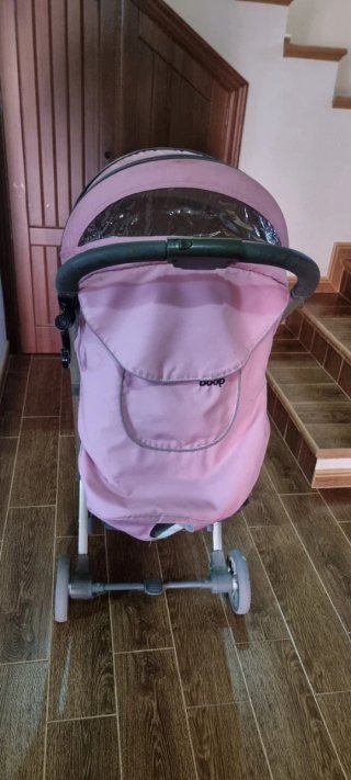 Silla de paseo plegable gris y rosa