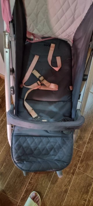 Silla de paseo plegable gris y rosa