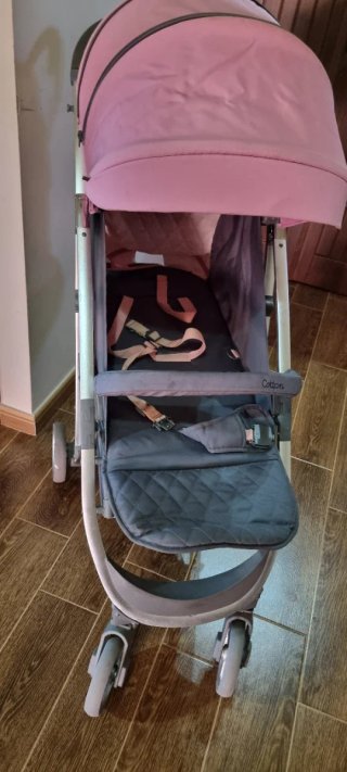 Silla de paseo plegable gris y rosa