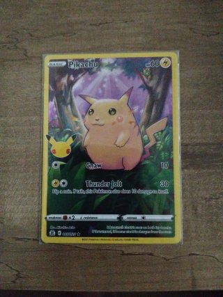🇬🇧Carta Pokémon Pikachu 005/025 25 Aniversario