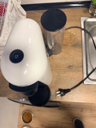 Cafetera Nespresso Vertuo Plus Blanca