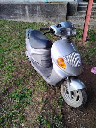Scooter Daelim Mensaguee Plata