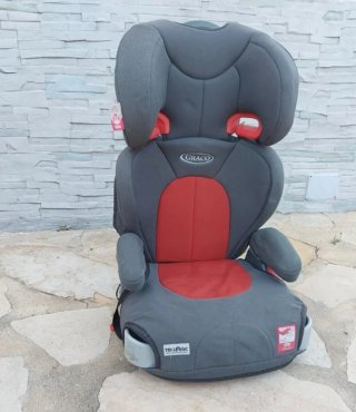 Silla de coche Graco gris y roja
