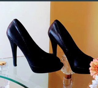 Zapatos de tacón negros Punta abierta Cocodrilo