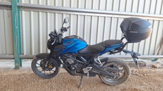Honda CB125R Azul y Negra