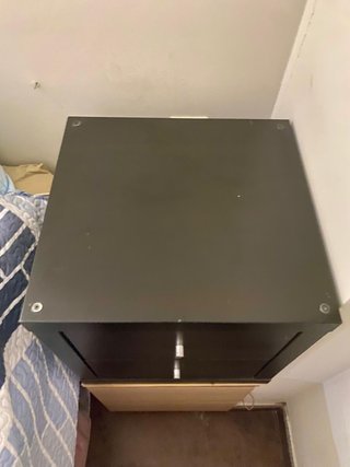 2 Mesitas de Noche Negras con 2 Cajones
