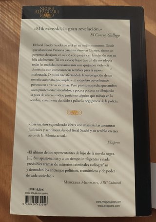 Pack novela negra – Isabel Allende y Miłoszewski