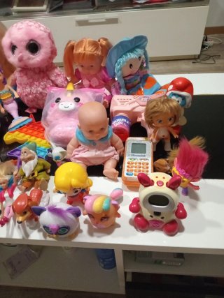 Lote Juguetes Niñas Muñecas y Accesorios