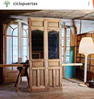 PUERTAS ANTIGUAS Y CARPINTERÍA DE MADERA MACIZA