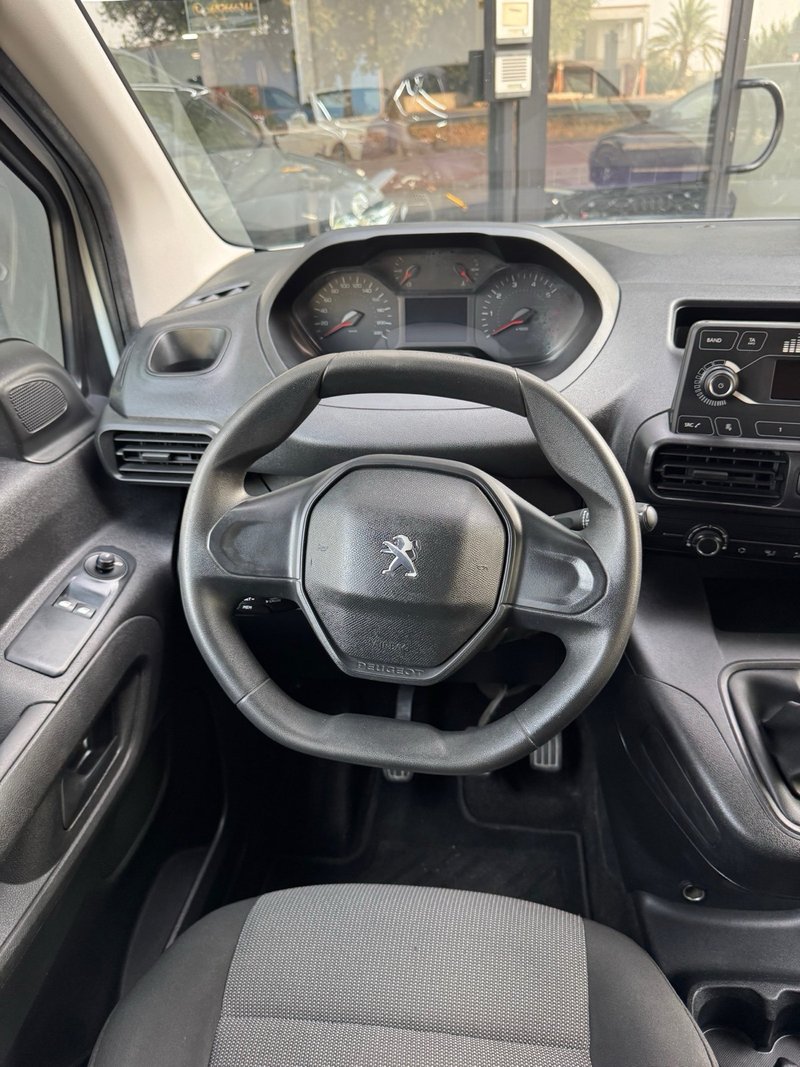 Peugeot Partner 2020, foto 15