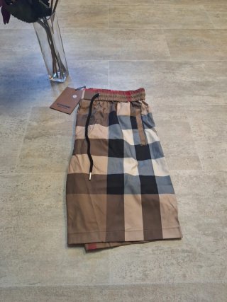 Pantalón Burberry Talla XXL Nuevo con Etiquetas