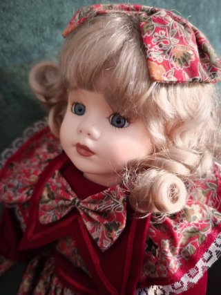 Bambola Porcellana Collezione - 40 cm