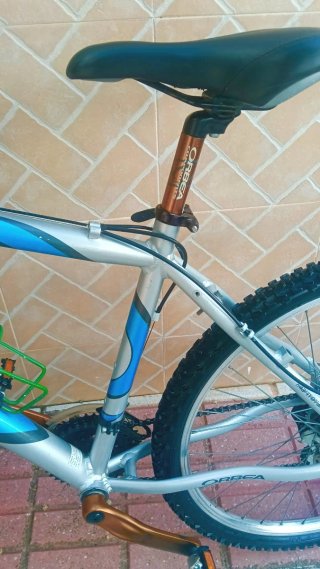 Bicicleta Orbea Montaña Azul y Plata