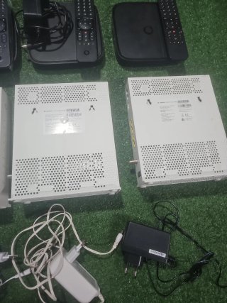 Lote 9 equipos Vodafone Routers + Decodificadores