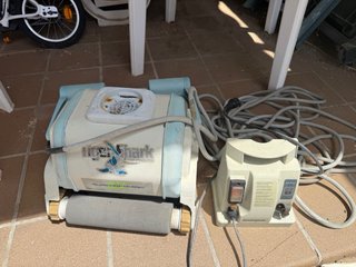 Robot Limpiafondos Hayward Tiger Shark