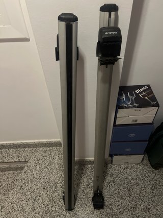 Barras del coche marca toyota